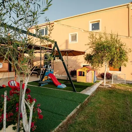 Al Mare Family * Molos (Corfu)