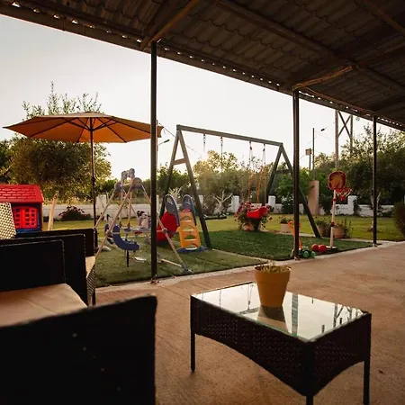 Al Mare Family Daire