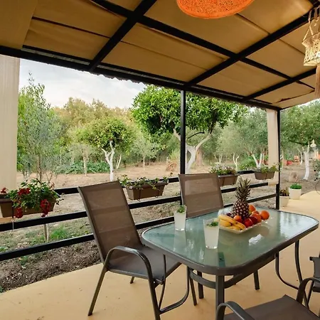 Al Mare Family Daire Mólos