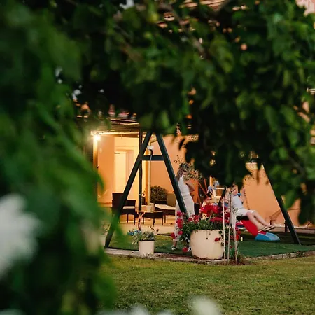 Al Mare Family Daire Mólos