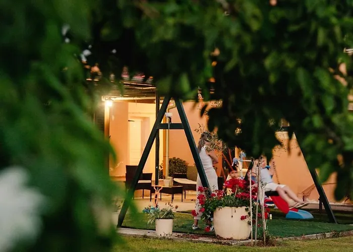 Al Mare Family شقة Mólos